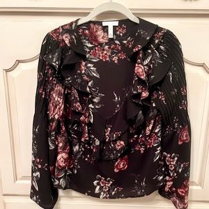 Leith Floral Ruffle Blouse